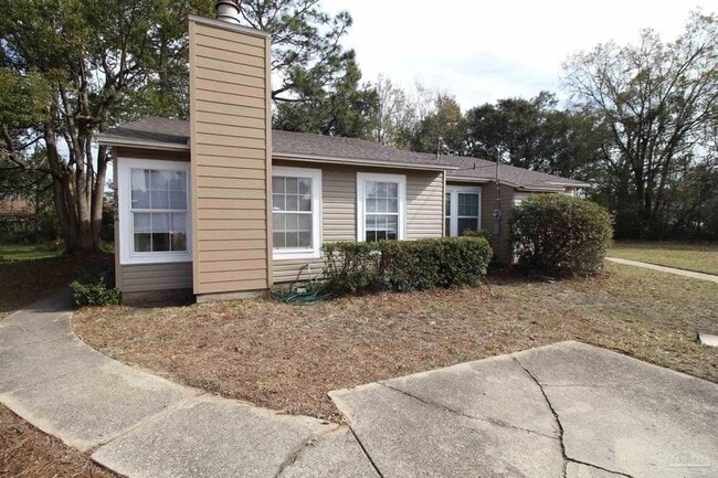 7806 Calahan Pl in Pensacola, FL - Building Photo - Building Photo