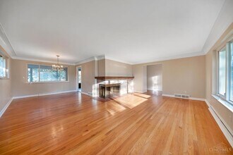 5900 Donjoy Dr, Unit 608 in Cincinnati, OH - Building Photo - Building Photo