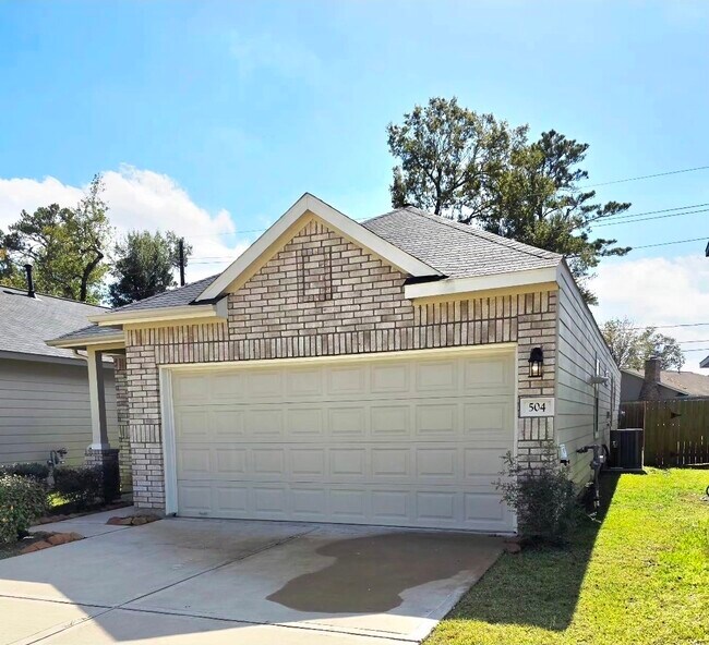 504 Emerald Thicket Ln in Huffman, TX - Building Photo - Building Photo