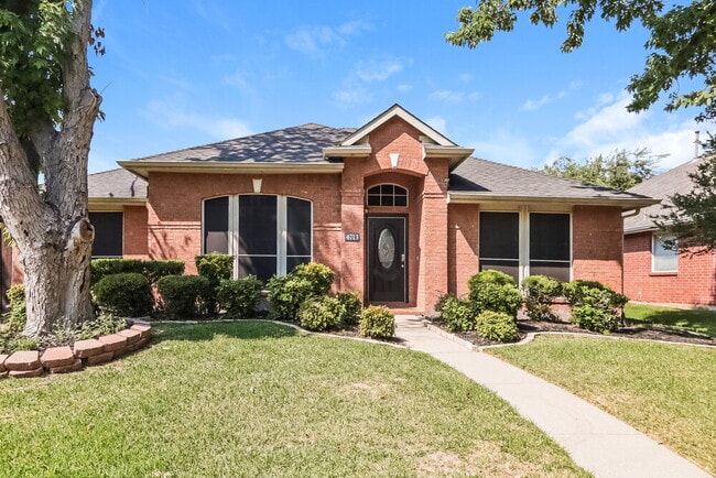 property at 4713 Baton Rouge Blvd
