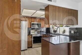 9300 E Kalil Dr in Scottsdale, AZ - Building Photo - Building Photo