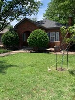 2400 S Washington St