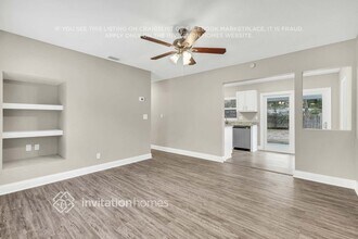 425 Hayton Ave in Orange Park, FL - Foto de edificio - Building Photo