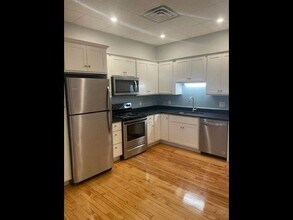 60-64-64 High St, Unit 1 in Somersworth, NH - Building Photo - Building Photo