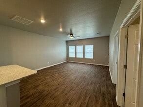 5403 Rose Gdn Lp in Killeen, TX - Foto de edificio - Building Photo