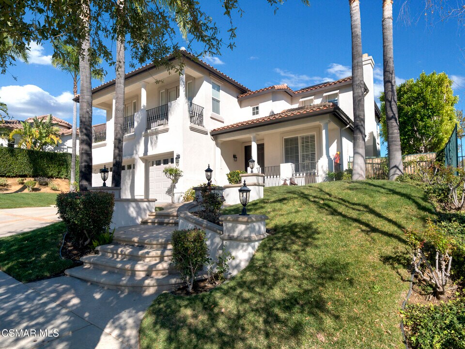 3302 Woodley Ave in Thousand Oaks, CA - Building Photo