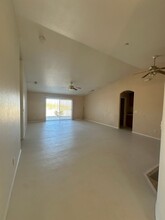6736 Mt Lassen Ave in Joshua Tree, CA - Building Photo - Building Photo