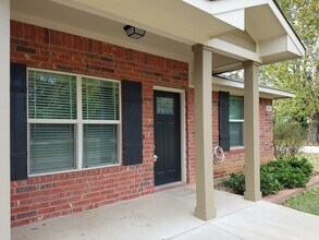 314 Mallory St in Lindale, TX - Building Photo - Building Photo