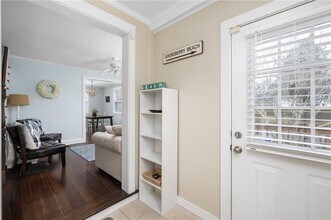 24 Morgan St in Newport, RI - Building Photo - Building Photo