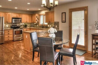 10005 S 201st St in Gretna, NE - Building Photo - Building Photo