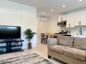 19934 Saticoy St in Winnetka, CA - Building Photo - Building Photo