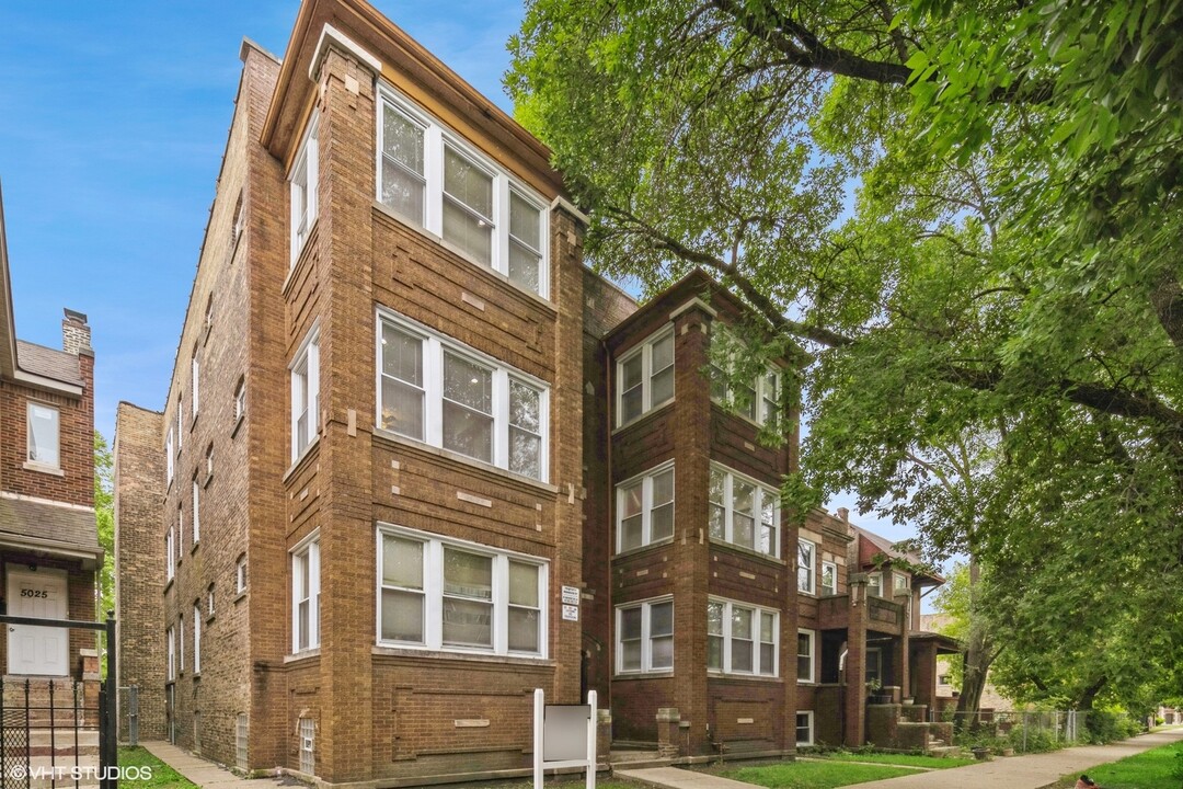 5029 W Washington Blvd in Chicago, IL - Building Photo