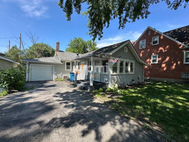 707 E 118th St in Whiting, IN - Building Photo - Building Photo