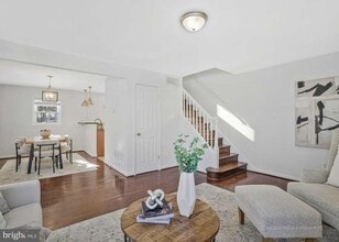 2509 Oberlin Dr in Alexandria, VA - Building Photo - Building Photo