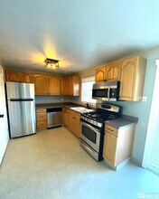 405 Kess Way in Reno, NV - Building Photo - Building Photo