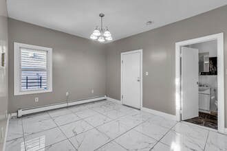 165 Winfield Ave in Jersey City, NJ - Building Photo - Building Photo