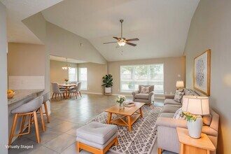 2932 Ocean Way in League City, TX - Building Photo - Building Photo