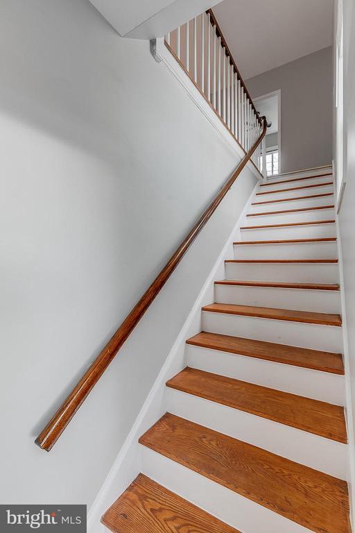 property at 1312 Martha Custis Dr