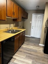 405 Knollwood Cir in Lafayette, LA - Building Photo - Building Photo