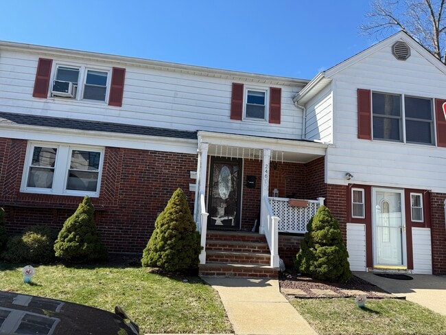 246 Grant Ave, Unit 1st. Floor