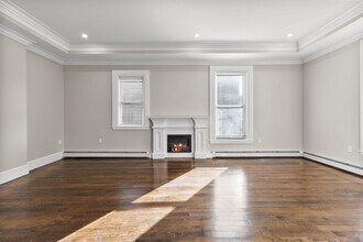 62 Chestnut St in Saugus, MA - Building Photo - Building Photo