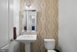 5502 Arrowfield Terrace in Haymarket, VA - Building Photo - Building Photo