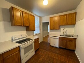 6515 N Greenview Ave, Unit 1st Floor in Chicago, IL - Building Photo - Building Photo
