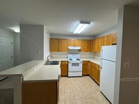 31255 Paradise Cmns in Fernandina Beach, FL - Building Photo