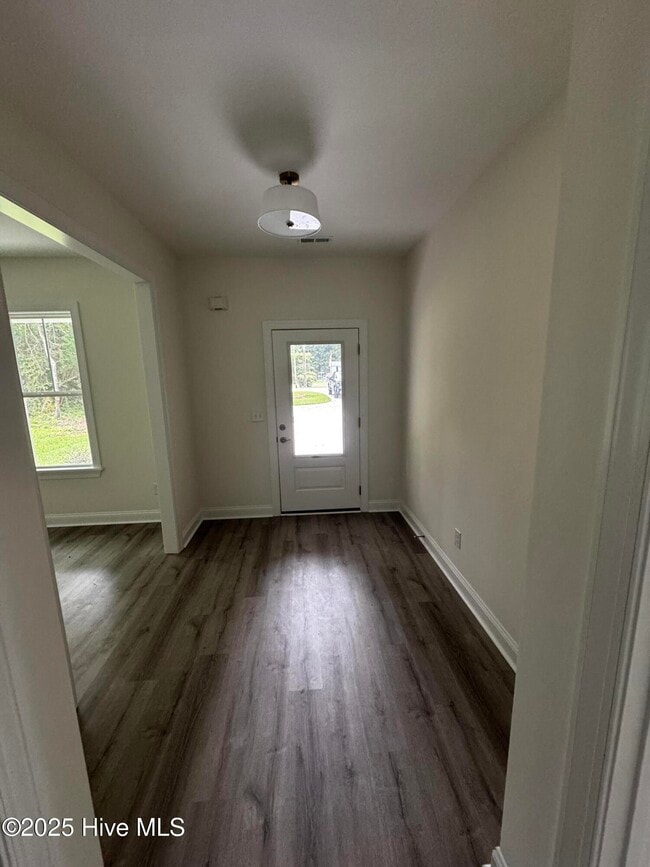 357 McCabe Rd in Morehead City, NC - Building Photo - Building Photo