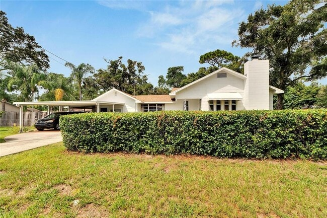 11718 N Ola Ave in Tampa, FL - Building Photo - Building Photo