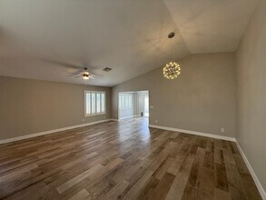 14535 W Zuni Trail in Surprise, AZ - Building Photo - Building Photo