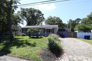 709 Marys Dr in Brick, NJ - Building Photo