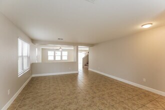 9445 W Jamestown Rd in Phoenix, AZ - Building Photo - Building Photo
