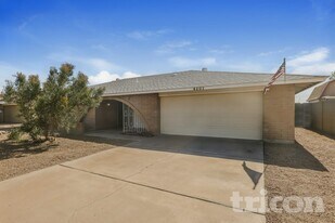 4207 W Eva St in Phoenix, AZ - Building Photo