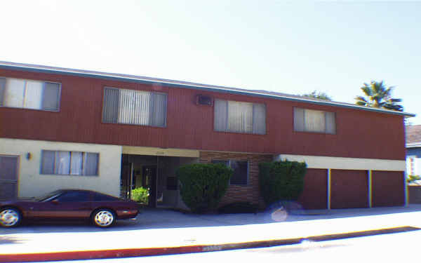 6555 Washington Ave in Whittier, CA - Building Photo