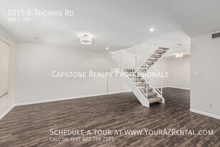 5815 E Thomas Rd in Scottsdale, AZ - Building Photo