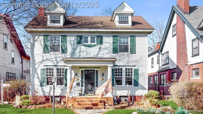 property at 2141 Seminole St