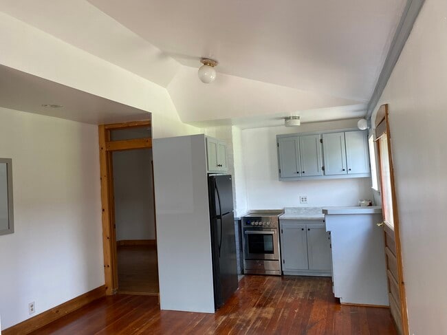 343 County Route 21C, Unit Apt #2