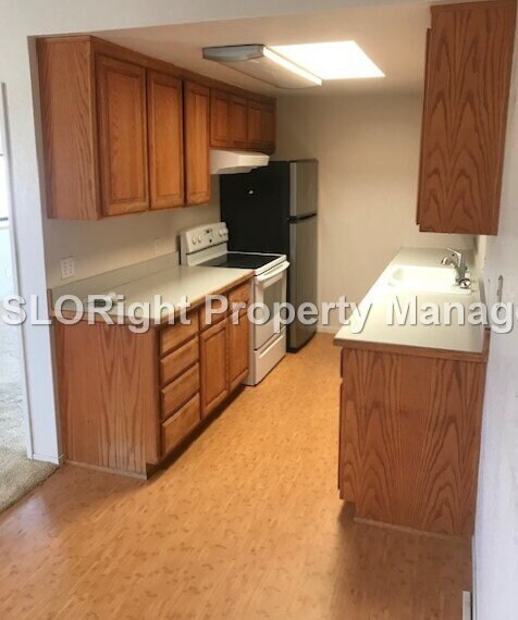 755 Buckley Rd in San Luis Obispo, CA - Building Photo