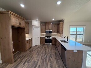 406 Essex Ln in Wolfforth, TX - Building Photo - Building Photo