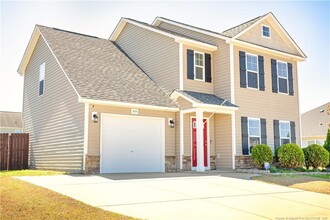 2112 Yellowbrick Rd in Fayetteville, NC - Building Photo - Building Photo