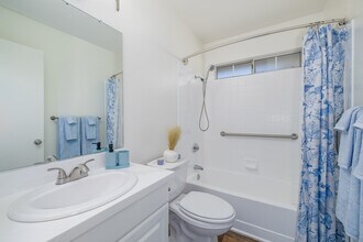 Cirby Oaks Apartment Homes in Roseville, CA - Foto de edificio - Interior Photo