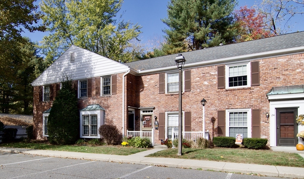 20 Smithfield Ct in Springfield, MA - Foto de edificio