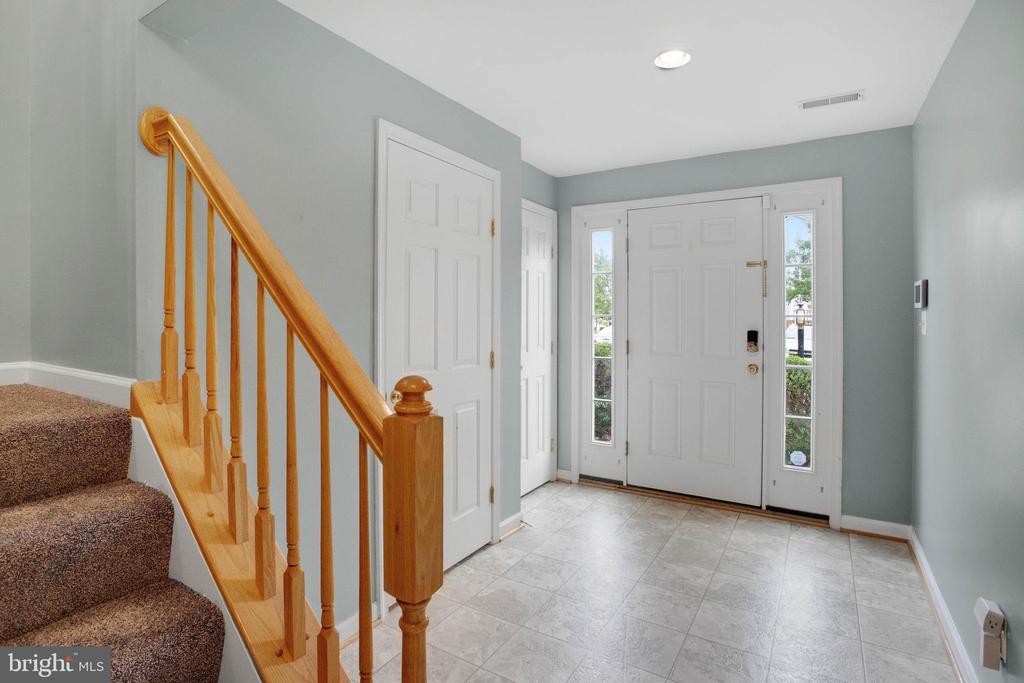 25183 Creation Terrace in Aldie, VA - Building Photo
