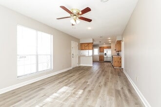 1263 Woods Ferry Rd in Gallatin, TN - Building Photo - Building Photo