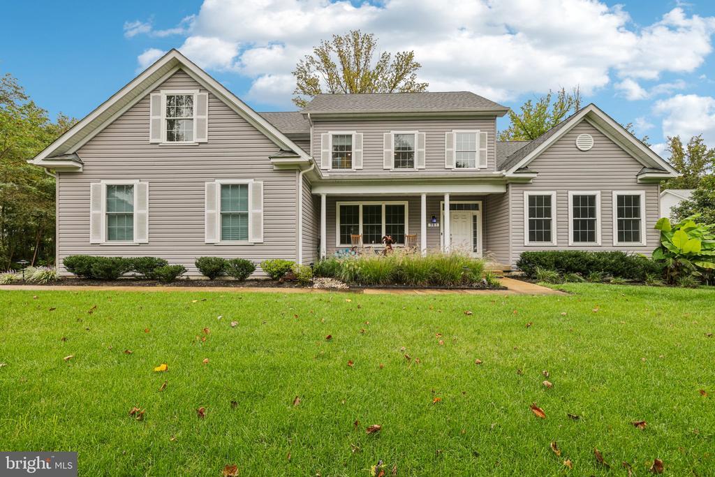 303 Bonheur Ave in Gambrills, MD - Building Photo