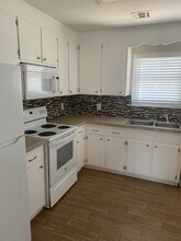 560 Quigley Rd in Pensacola, FL - Building Photo - Building Photo