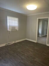 301 W Ruby Ave in Gastonia, NC - Building Photo - Building Photo