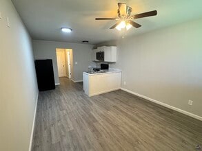 116 Tabor Dr in Warner Robins, GA - Building Photo - Building Photo