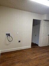 5635 Avenue B in Lubbock, TX - Building Photo - Building Photo